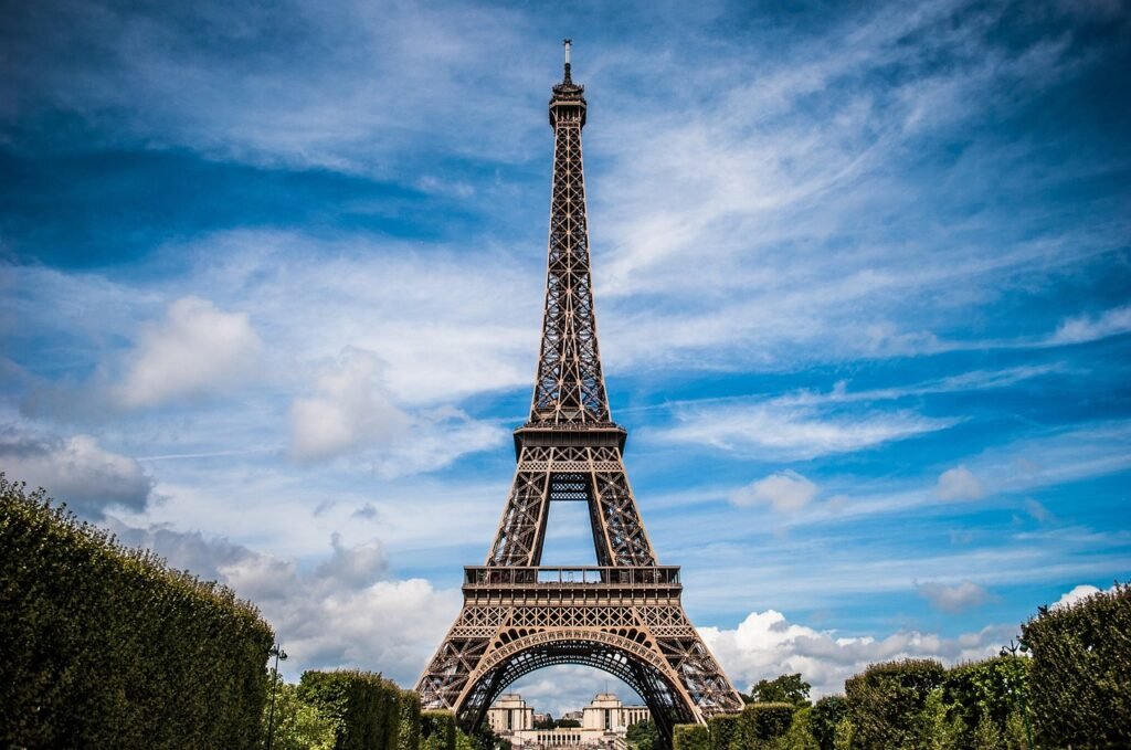 eiffel toower